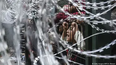 İki Alman’dan biri “sınırlar mültecilere kapatılsın” diyor