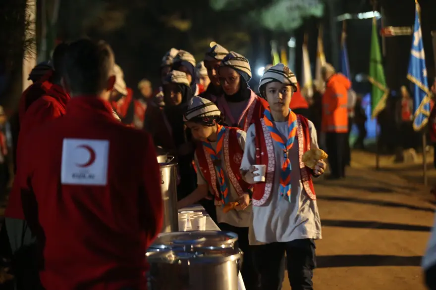 Çanakkale Kara Savaşları'nın 109. yılı: 57. Alay Vefa Yürüyüşü 8 Çanakkale Kara Savaşları'nın 109. yılı: 57. Alay Vefa Yürüyüşü 8