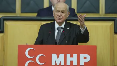 Bahçeli'den "Sözde komedyenler" çıkışı