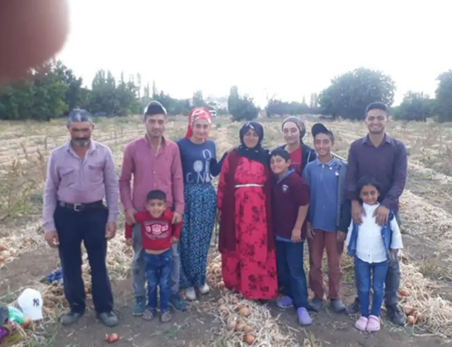 Şanlıurfalı Hikmet Karakurt Kim Milyoner Olmak İster'den kaç para kazandı? 5 Şanlıurfalı Hikmet Karakurt Kim Milyoner Olmak İster'den kaç para kazandı? 5
