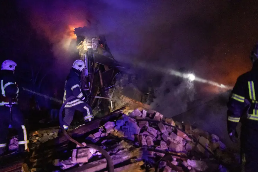 Ukrayna: Rusya'nın füze saldırılarında 30 kişi öldü 5