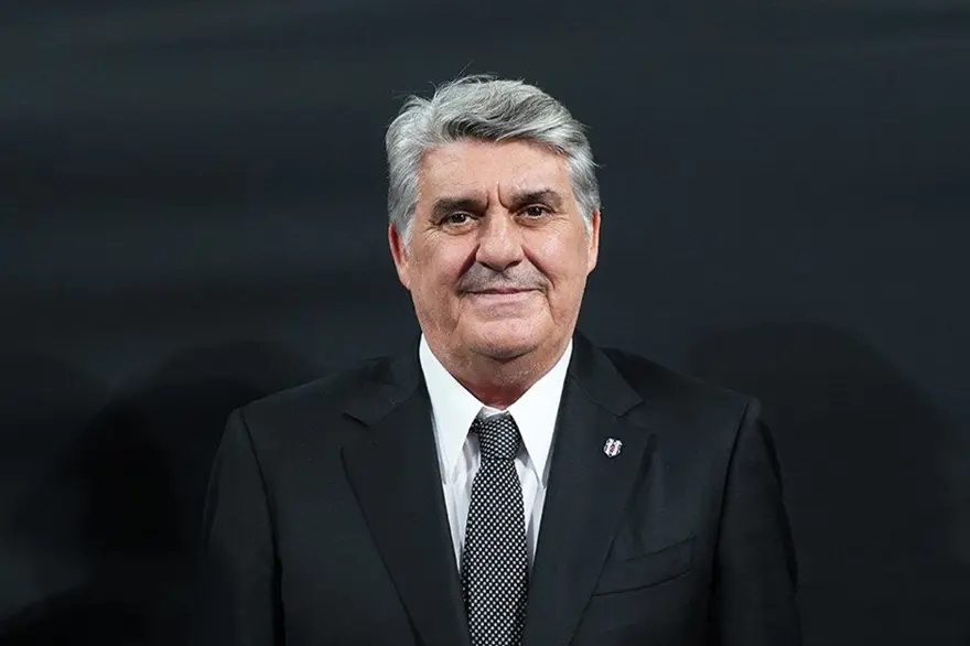 Serdal Adalı, Beşiktaş'taki ayrılığı açıkladı ve ekledi: "Transfer için kulüple kavga ettik" 3