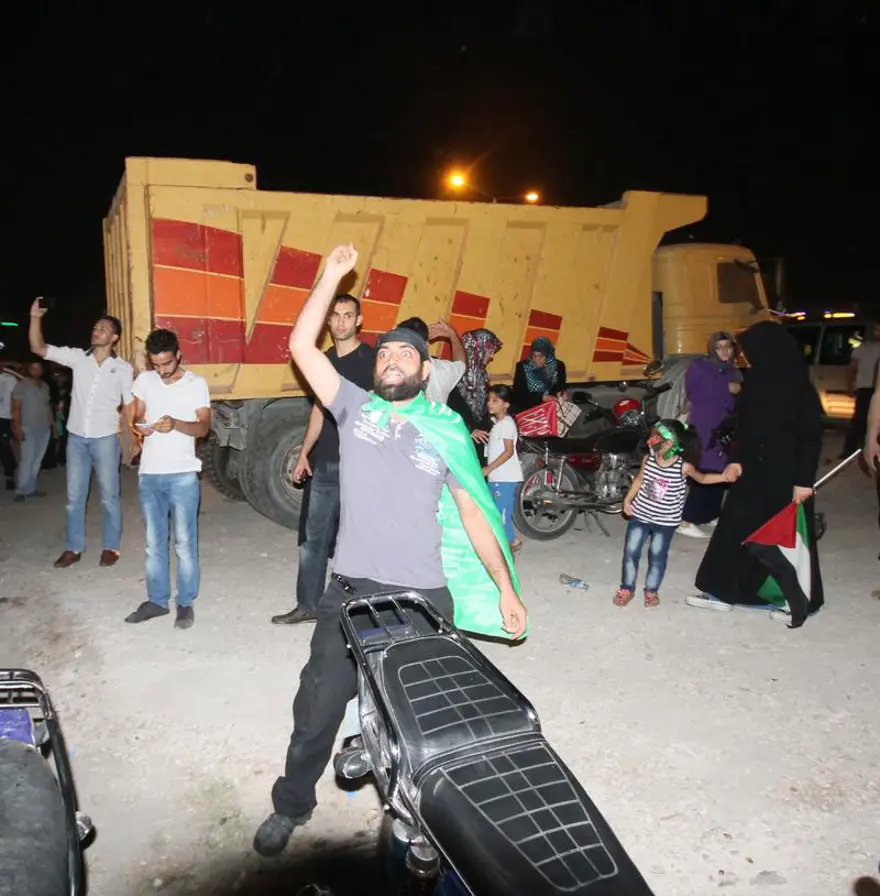 ABD Konsolosluğu'na Filistin bayrağı 11