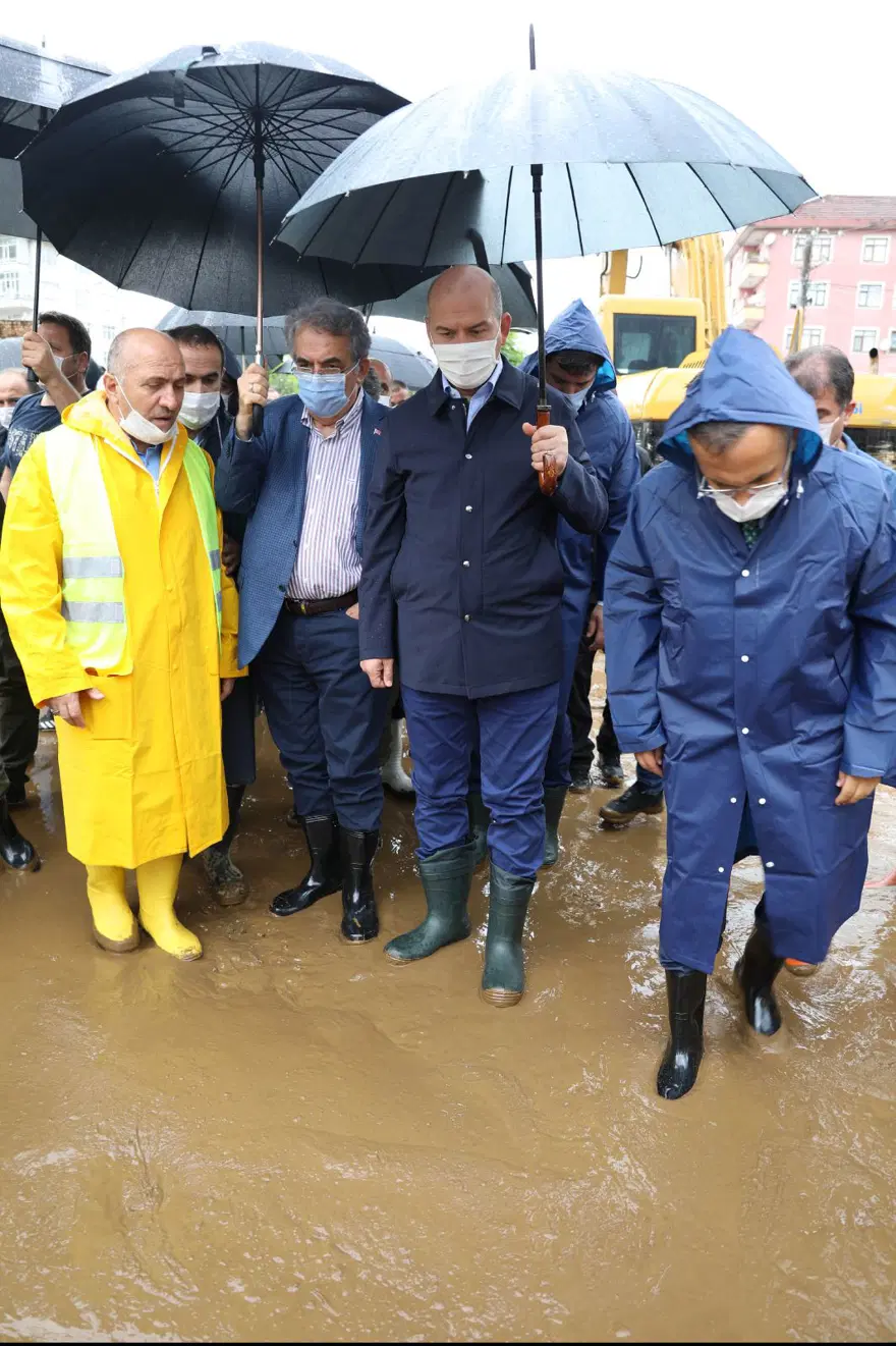 Rize'deki sel felaketinin hasarı gün ağarınca ortaya çıktı 26 Rize'deki sel felaketinin hasarı gün ağarınca ortaya çıktı 26