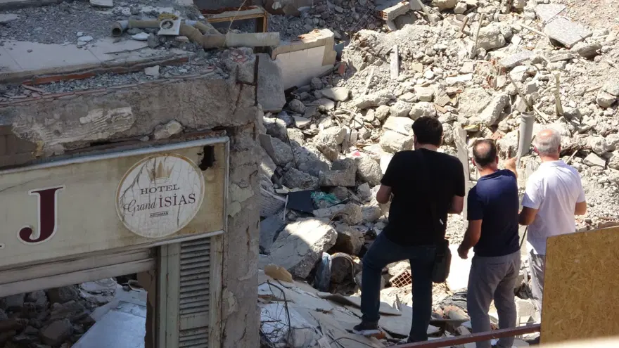 İKİ KEZ KAROT ALINDI 1