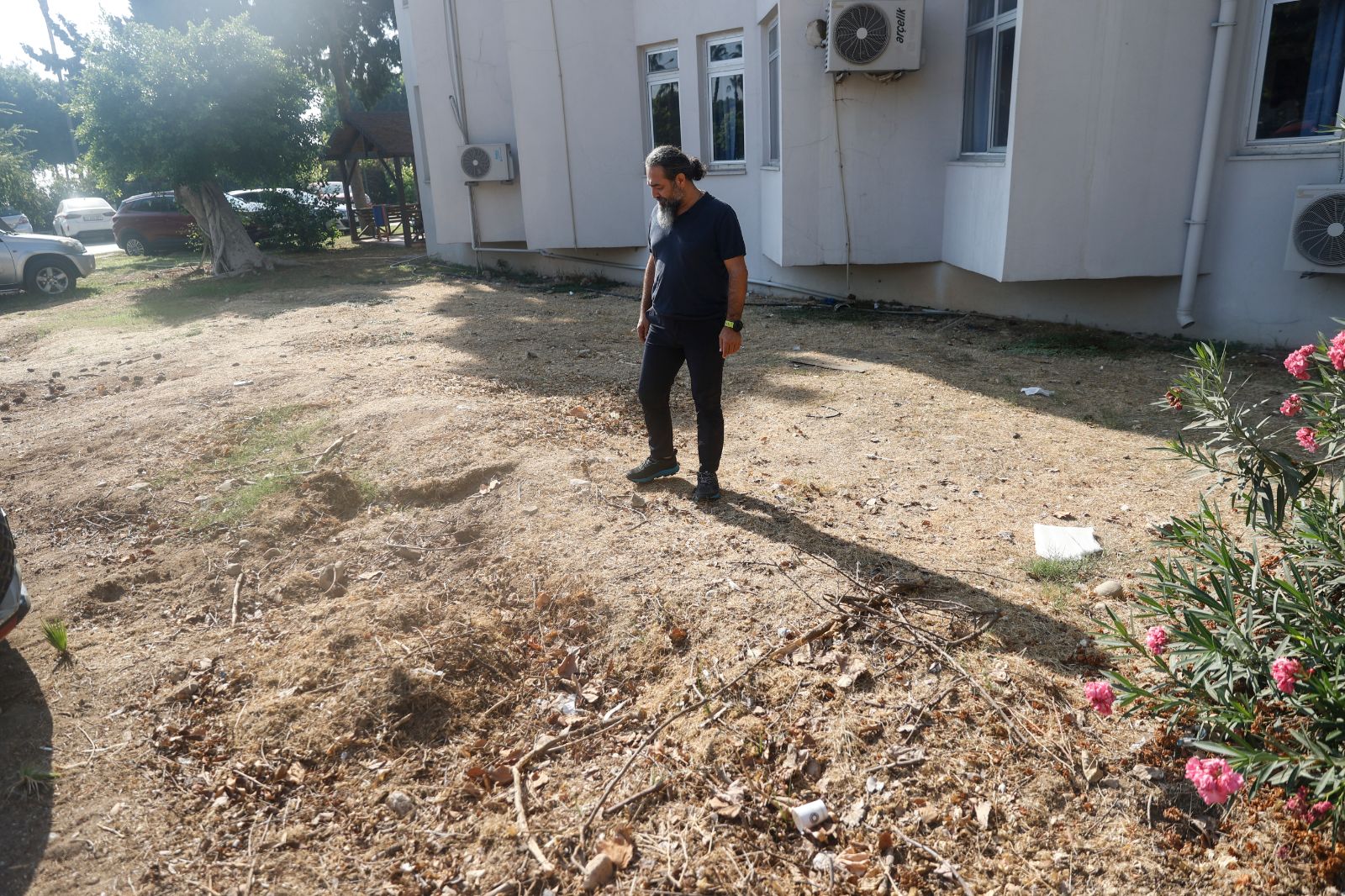 Dört yıl önce toprağa gömmüşlerdi, şimdi çıkaracaklar... Boyu tam 14 metre