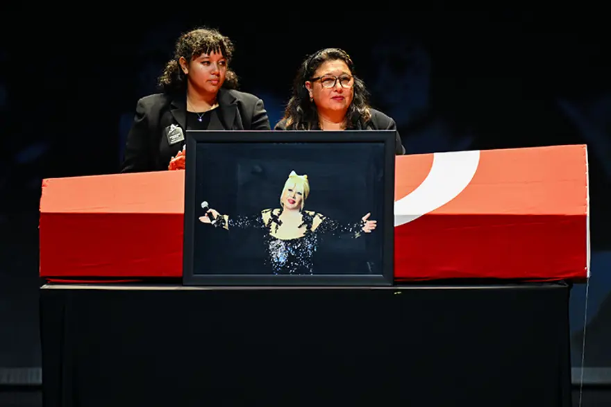 "BEN HALA ALIŞAMADIM" 6 "BEN HALA ALIŞAMADIM" 6