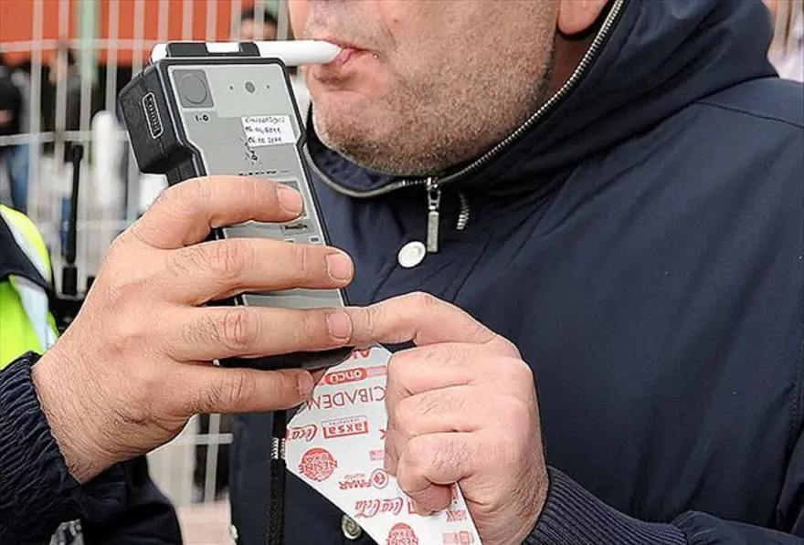 ALKOLLÜ ARAÇ KULLANMA VE ALKOL TESTİ YAPTIRMAMA CEZASI 10 ALKOLLÜ ARAÇ KULLANMA VE ALKOL TESTİ YAPTIRMAMA CEZASI 10