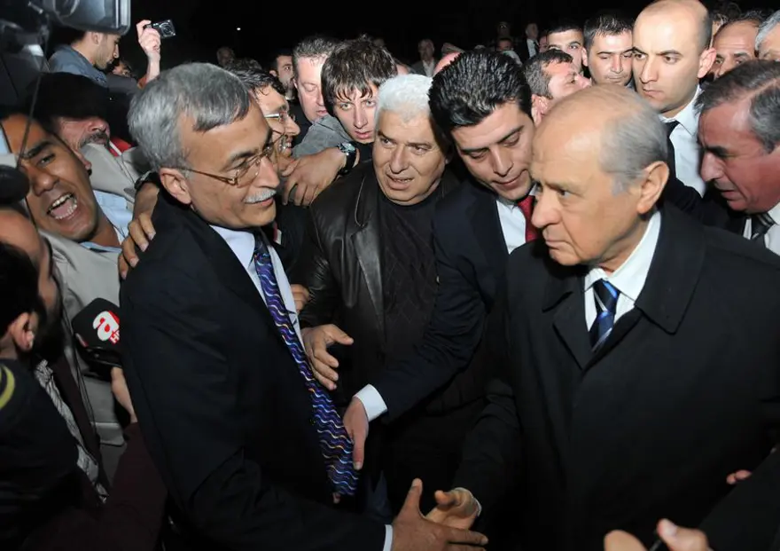 Bahçeli Antalya'da o sloganla karşılandı 