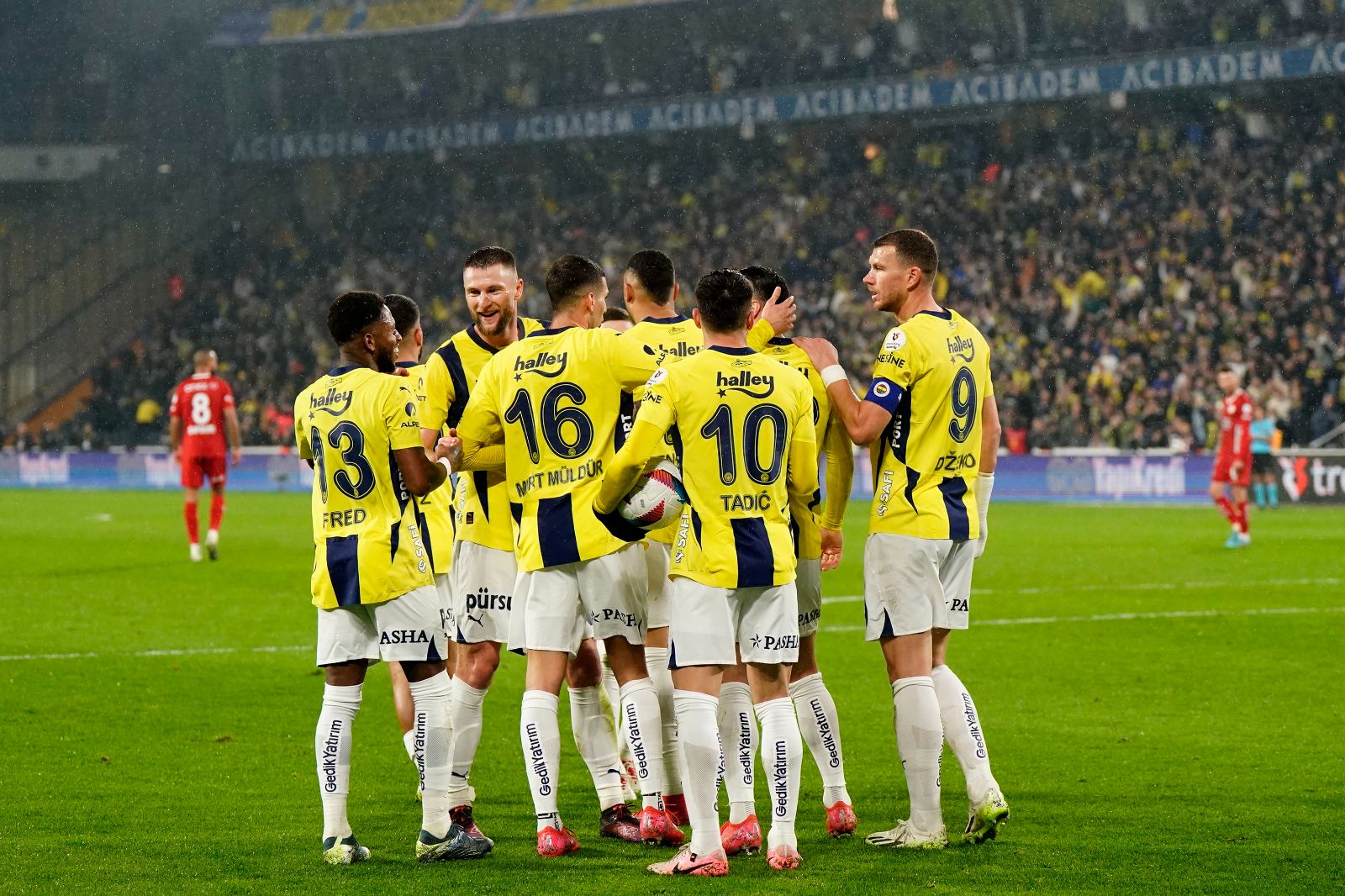 Fenerbahçe için Rangers'a karşı hem galibiyetin hem turun şifresini verdi: "Bu futbolcular problem yaratabilir"