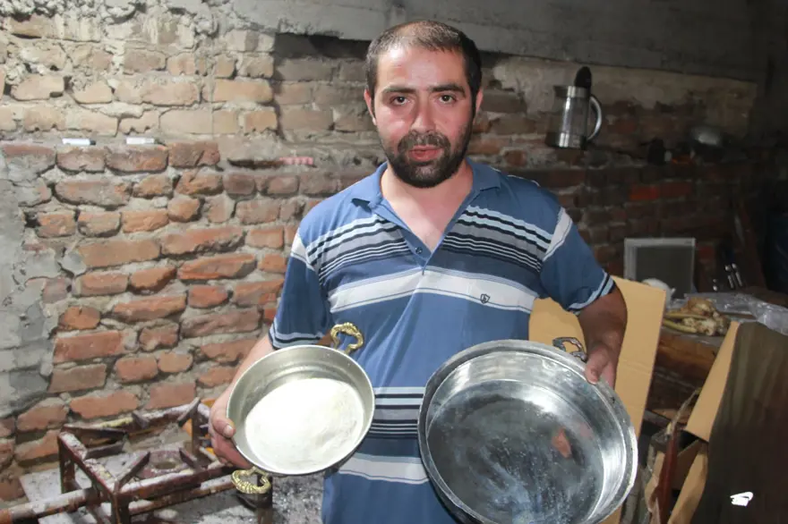 Anadolu'nun kaybolmaya yüz tutan mesleği: Yeniden çırak yetişmiyor 1 Anadolu'nun kaybolmaya yüz tutan mesleği: Yeniden çırak yetişmiyor 1