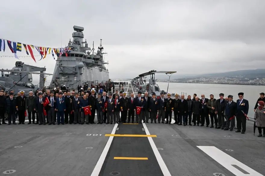 TCG Anadolu, Kocaeli’de ziyarete açıldı 8 TCG Anadolu, Kocaeli’de ziyarete açıldı 8