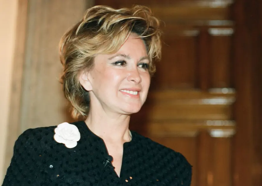 GERÇEK ADI SUNA AKIN 1