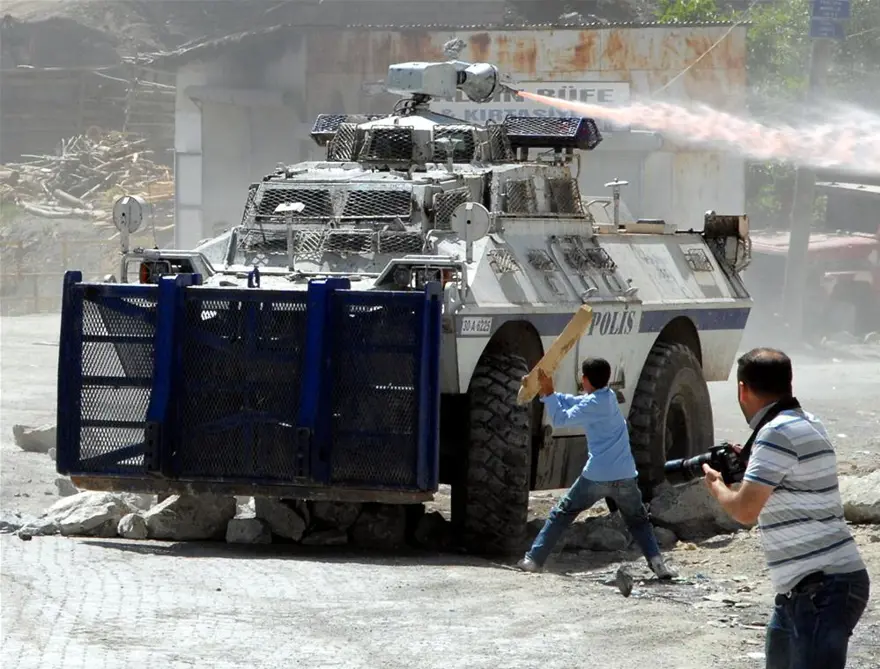 Yüksekova karıştı 3 Yüksekova karıştı 3