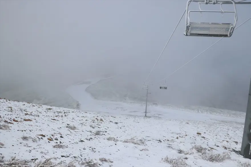 'Anadolu'nun yüce dağı' Ilgaz'a mevsimin ilk karı yağdı 4