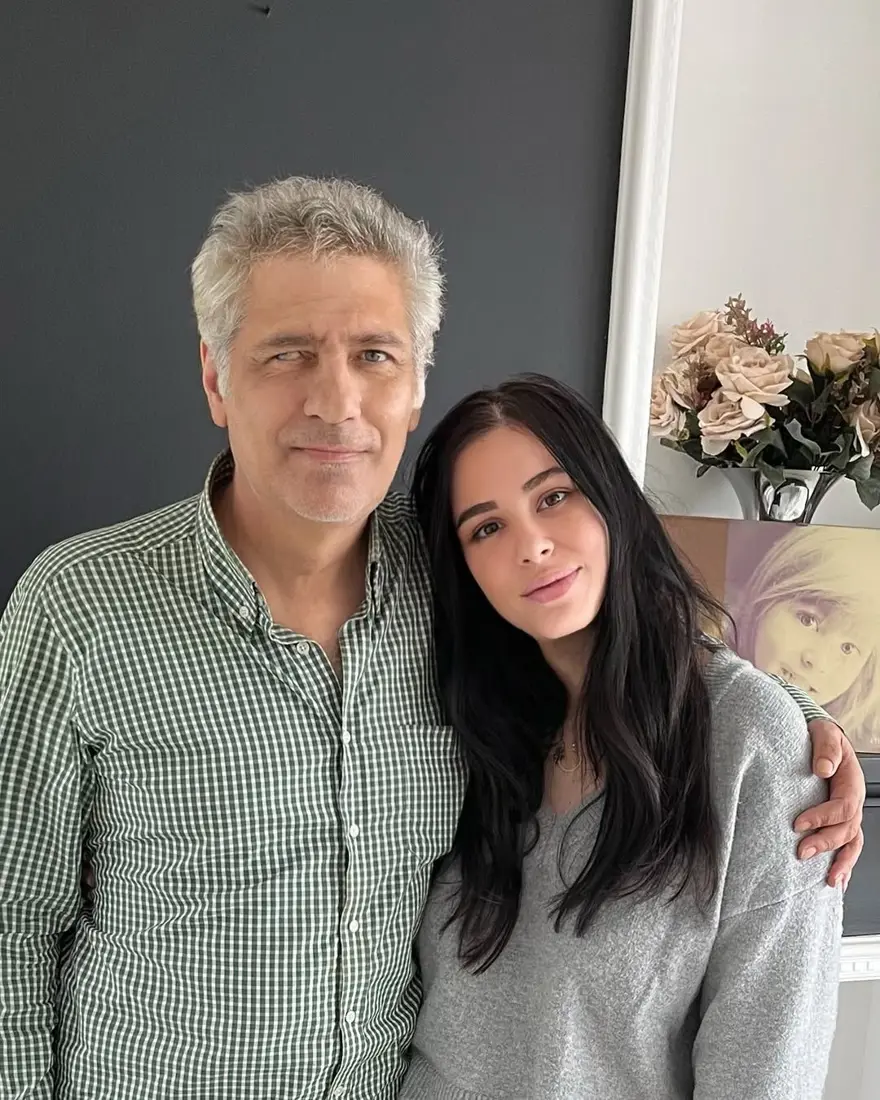 TUĞÇE TAYFUR ATEŞ PÜSKÜRDÜ 3 TUĞÇE TAYFUR ATEŞ PÜSKÜRDÜ 3