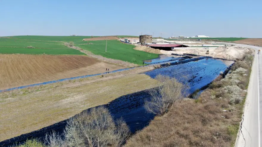 Edirne'de zift dolu havuzun patladığı şantiyenin faaliyetleri durduruldu 1