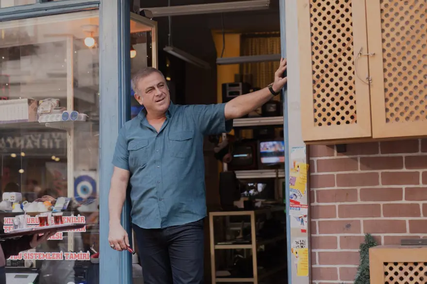 HAŞMET, AZİZE VE KARDEŞLERİNİ KOVDU 6 HAŞMET, AZİZE VE KARDEŞLERİNİ KOVDU 6