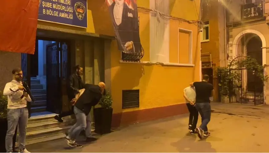 "CİNSEL SALDIRI" SUÇ KAYDI 6 "CİNSEL SALDIRI" SUÇ KAYDI 6