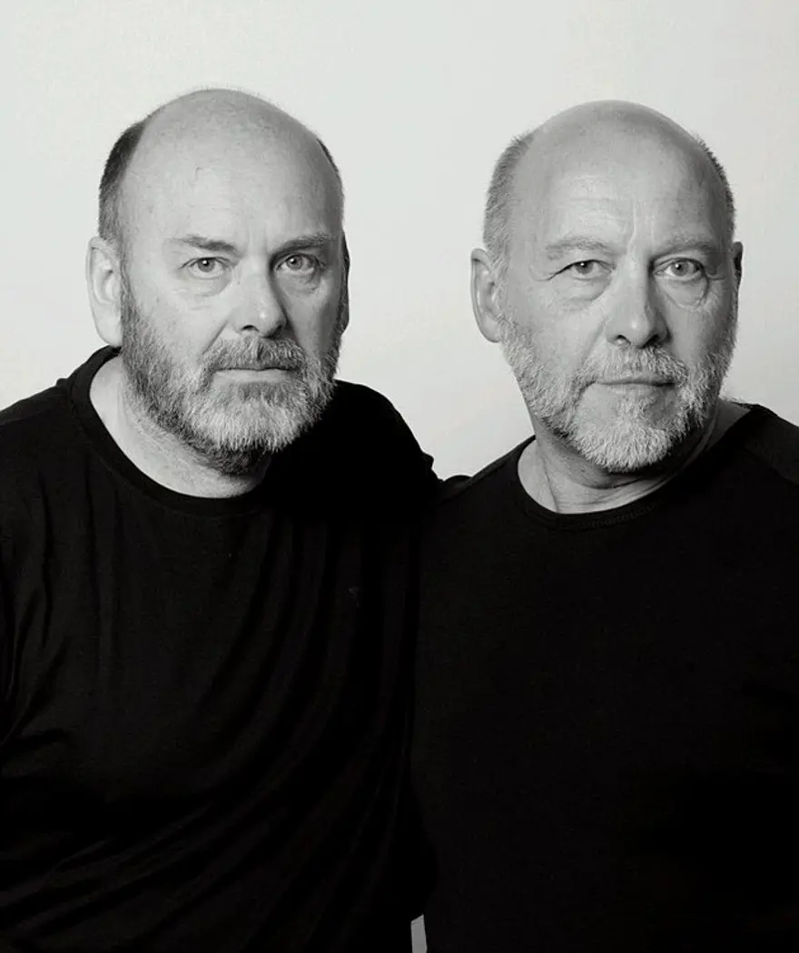 'Siz kardeş değilsiniz' 1