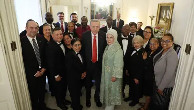 Cumhurbaşkanı Erdoğan ABD'den ayrıldı: Blair House çalışanlarıyla hatıra fotoğrafı