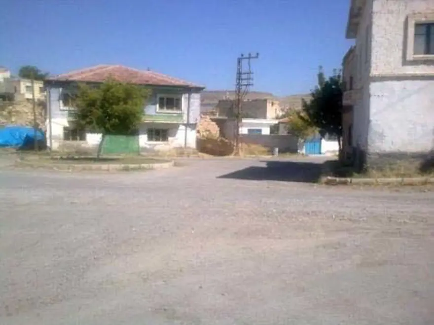Köyü gömüyorlar 3