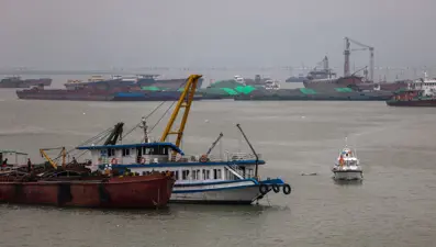 37 kişinin öldüğü tekne faciasında mucize kurtuluş