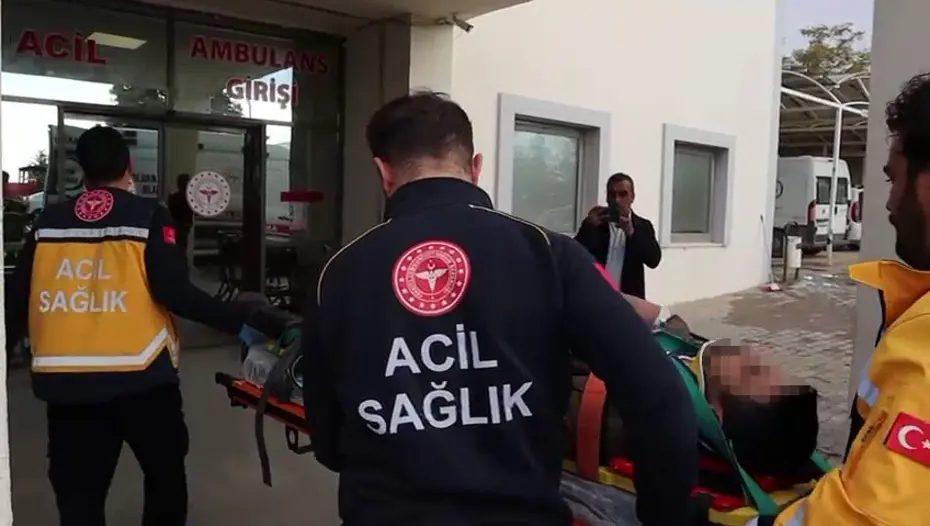 Adıyaman'da otomobil şarampole yuvarlandı: 5 yaralı