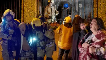 Kadıköy’de korkutan yangın: 1’i ağır 8 yaralı
