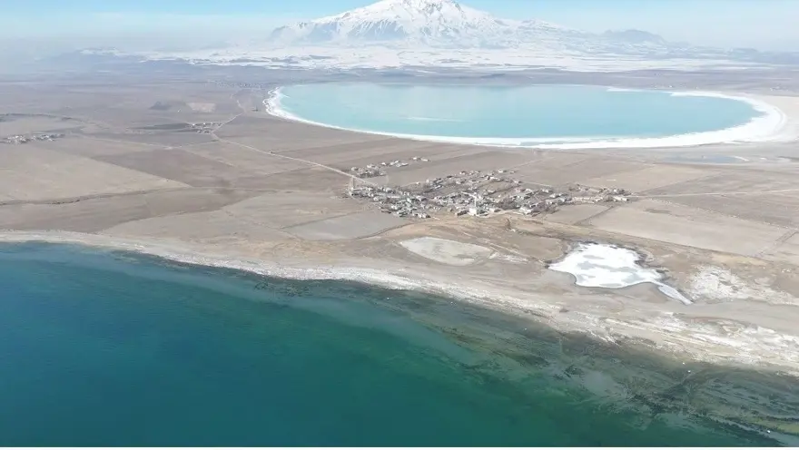 İl merkezine 115 kilometre uzaklıkta: 2 göl arasında muhteşem köy 1