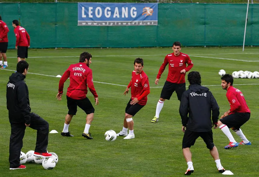 A Milliler kayıt altında 6
