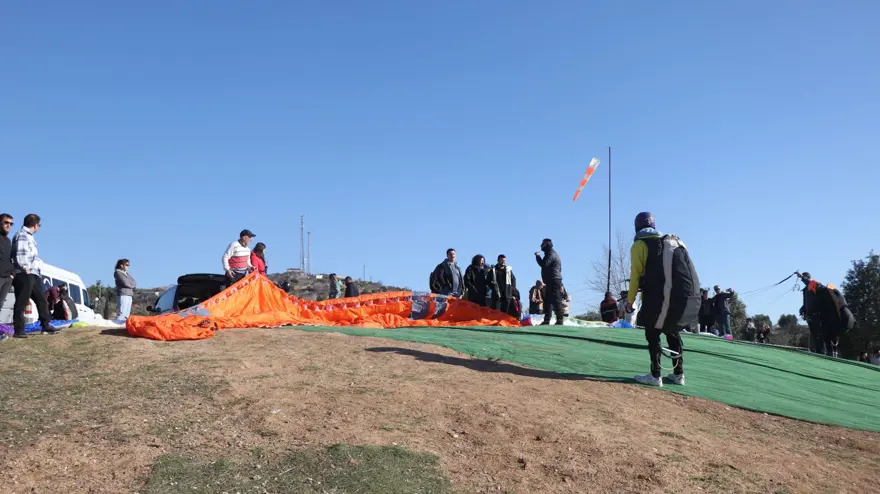 Beyaz cennet Pamukkale'yi gökyüzünden izleten turlar ilgi görüyor 3 Beyaz cennet Pamukkale'yi gökyüzünden izleten turlar ilgi görüyor 3