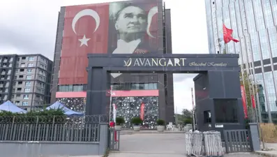 Gözler yeniden Sarıyer'deki binada: CHP MYK öncesi polis önlem aldı