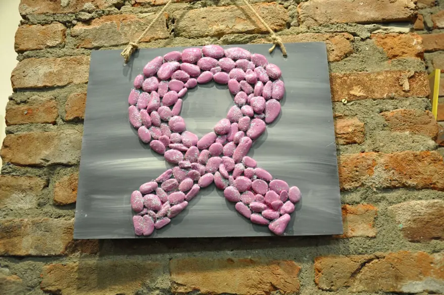 1 yılda kanseri yendi: Mücadelesini sanat eserine dönüştürdü 9 1 yılda kanseri yendi: Mücadelesini sanat eserine dönüştürdü 9