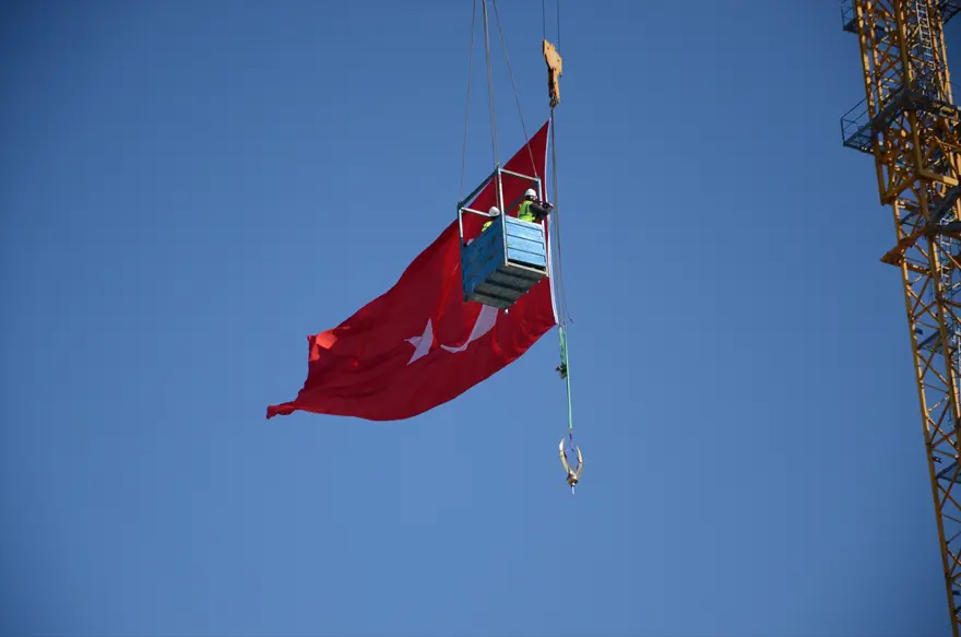 Çamlıca Camisi'nin alemi törenle yerleştirildi 4 Çamlıca Camisi'nin alemi törenle yerleştirildi 4