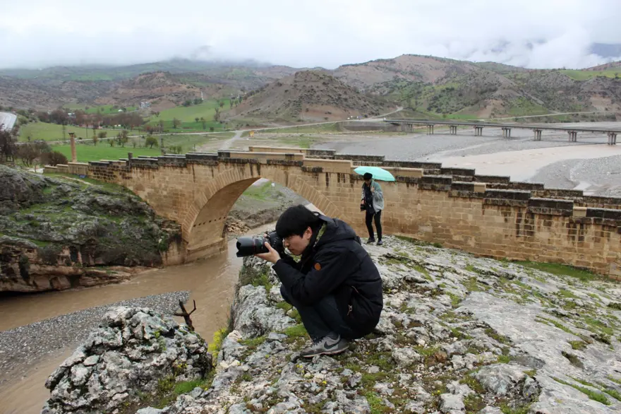 Koreli National Geographic fotoğrafçıları ve ünlü bloggerlar Adıyaman'ı fotoğrafladı 2 Koreli National Geographic fotoğrafçıları ve ünlü bloggerlar Adıyaman'ı fotoğrafladı 2