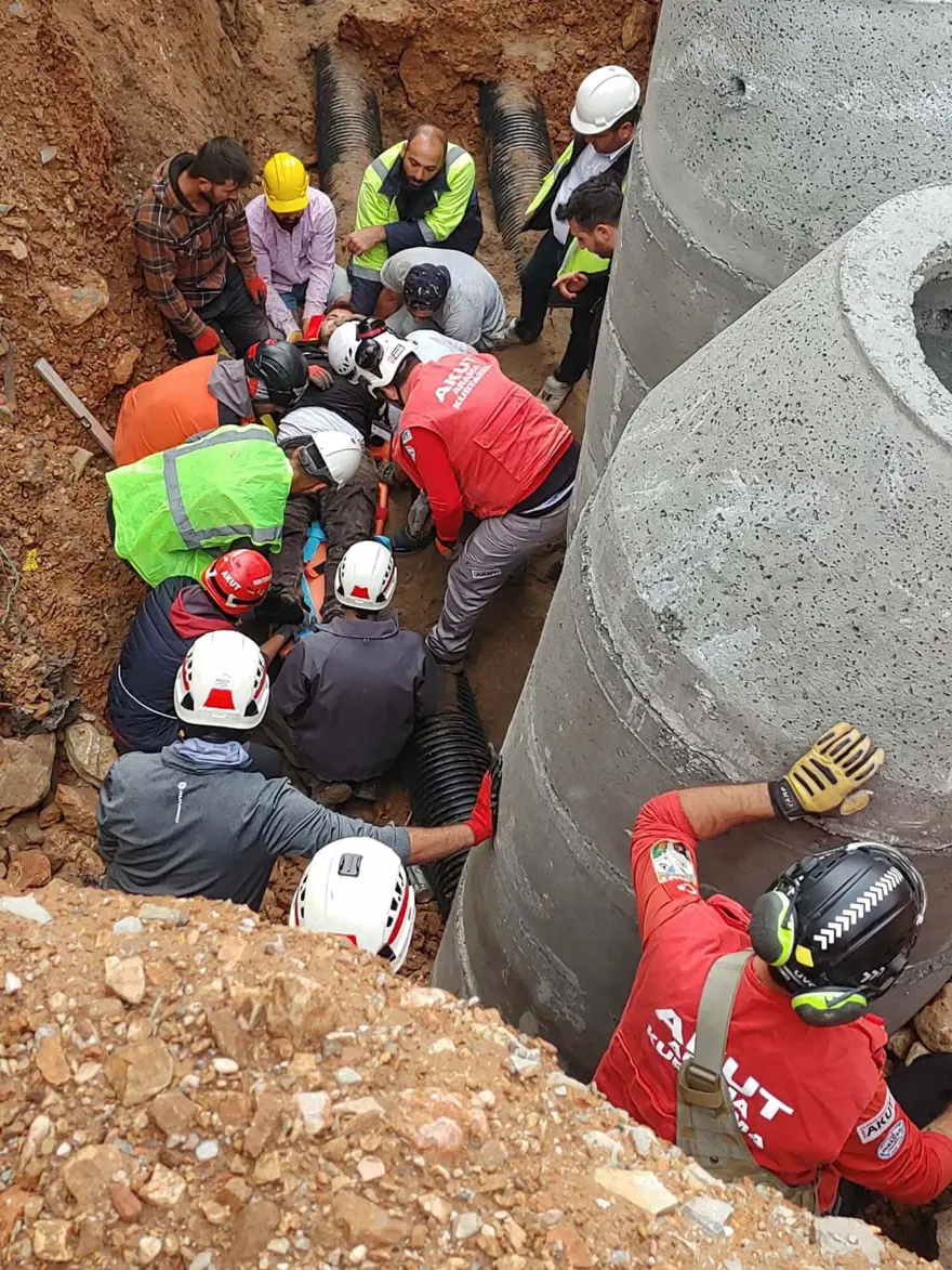 Bodrum’da inşaatta toprak kayması: 2 işçi yaralı 1