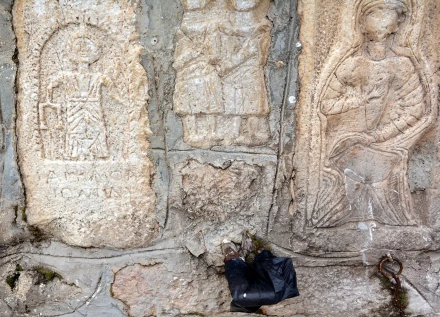 Korkuteli'nde tarihi eserleri müzeye vermeyiz nöbeti: 532 yıldır buradalar 18