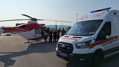 Ambulans helikopter, trafik kazasında yaralanan 2 aylık bebek için havalandı