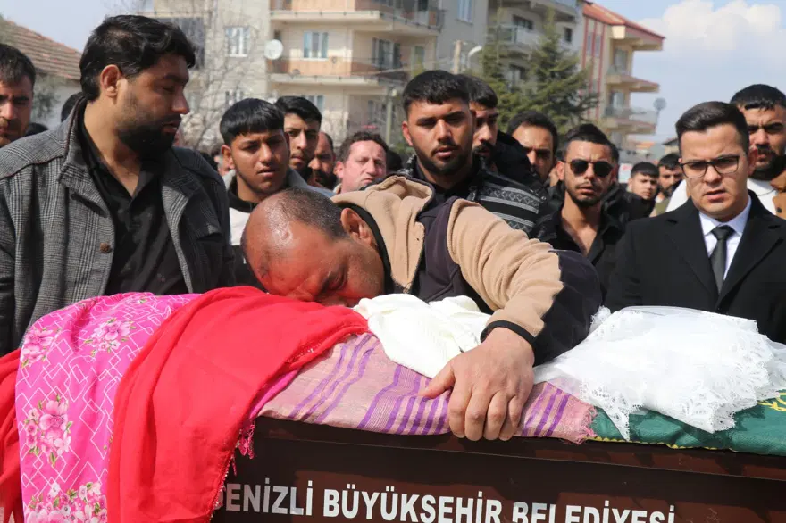 Nazlı Şeşen nasıl öldü? Kaybolduktan 27 saat sonra cansız bedeni bulunmuştu! 4 Nazlı Şeşen nasıl öldü? Kaybolduktan 27 saat sonra cansız bedeni bulunmuştu! 4