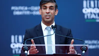 İngiltere Başbakanı Sunak, düzensiz göçmenlerin Ruanda'ya ne zaman gönderileceğini açıkladı