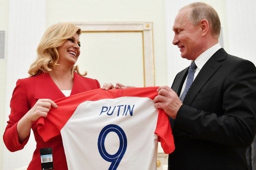 Hırvatistan Cumhurbaşkanı Kolinda Grabar Kitaroviç kimdir? (Dünya Kupası'na damga vurdu)