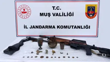 Muş’ta tarihi eser operasyonu: Roma ve Urartu dönemine ait objeler ele geçirildi