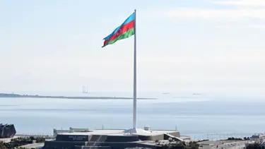 Guinness Rekorlar kitabına girdi: Dünyanın en büyük bayrağı Azerbaycan'da