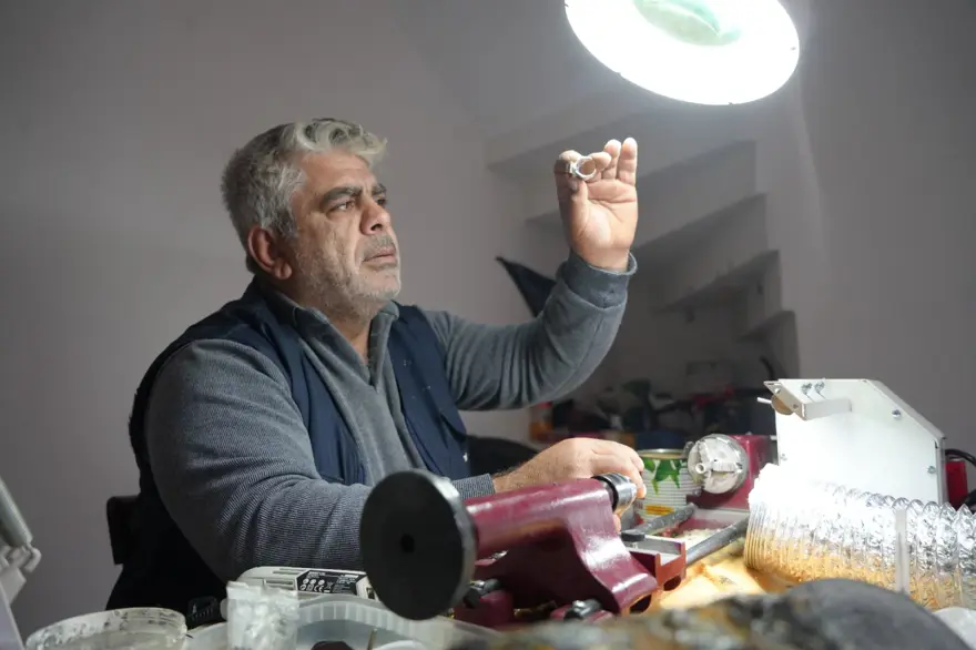 Doğada zor bulunuyor, gramı dolar üzerinden işlem görüyor: Gelen siparişlere yetişemiyor 6