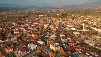 Manisa'da 4 ilçede 275 ağır hasarlı yapı tespit edildi