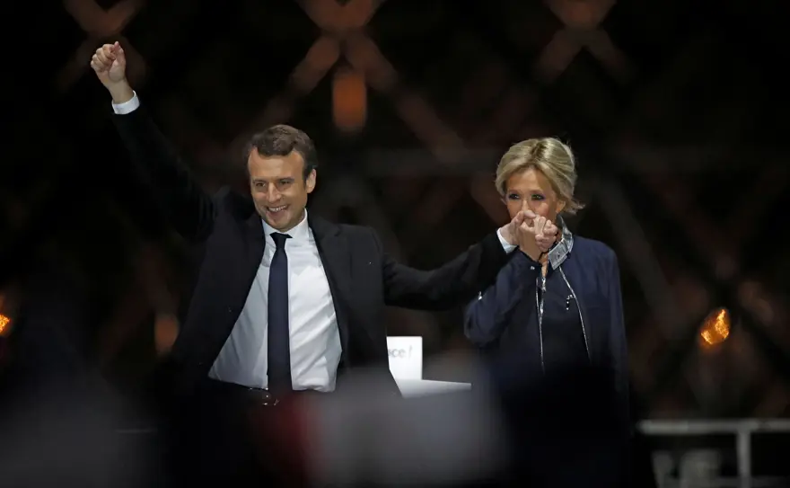 Fransa'nın yeni Cumhurbaşkanı Macron oldu (Emmanuel Macron kimdir?) 22 Fransa'nın yeni Cumhurbaşkanı Macron oldu (Emmanuel Macron kimdir?) 22