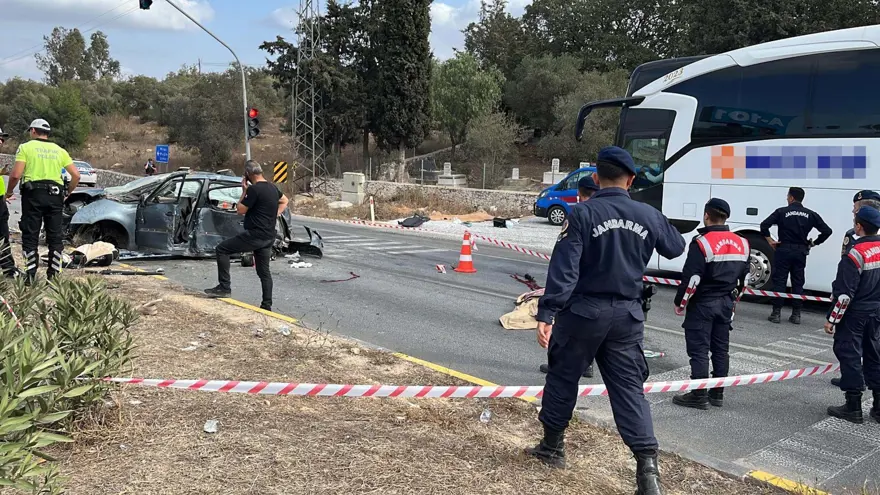 Muğla'da feci kaza: 1 ölü, 3 yaralı 9