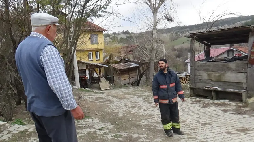 Yangın söndürmeye geldiler, ilginç diyaloglar yaşandı: "Su atmayın evin içi su dolar" 