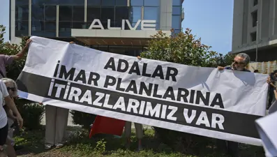 Adalar sakinleri askıya çıkarılan imar planlarına itiraz etti
